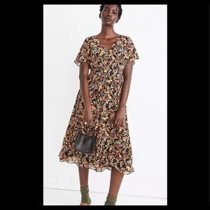 Madewell Dolman-Sleeve Midi Dress in Flower Garden. Brand new with tag